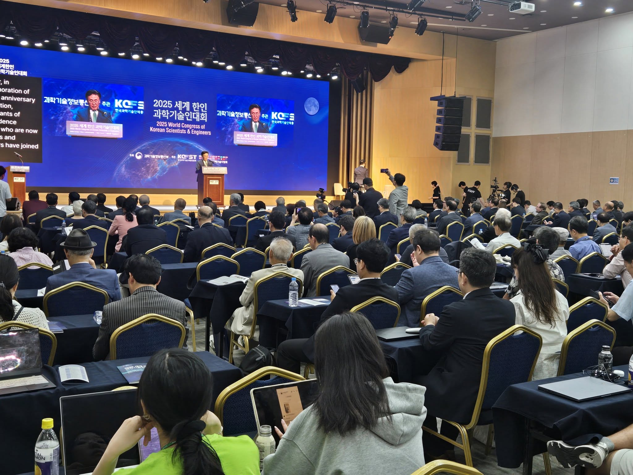  관련사진 1 보기