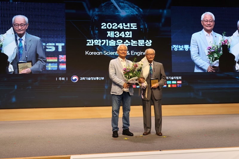  관련사진 1 보기